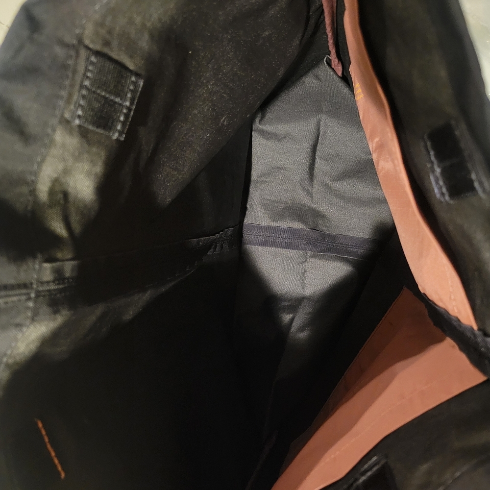 Bellroy Tote Bag - Picture 10 of 12